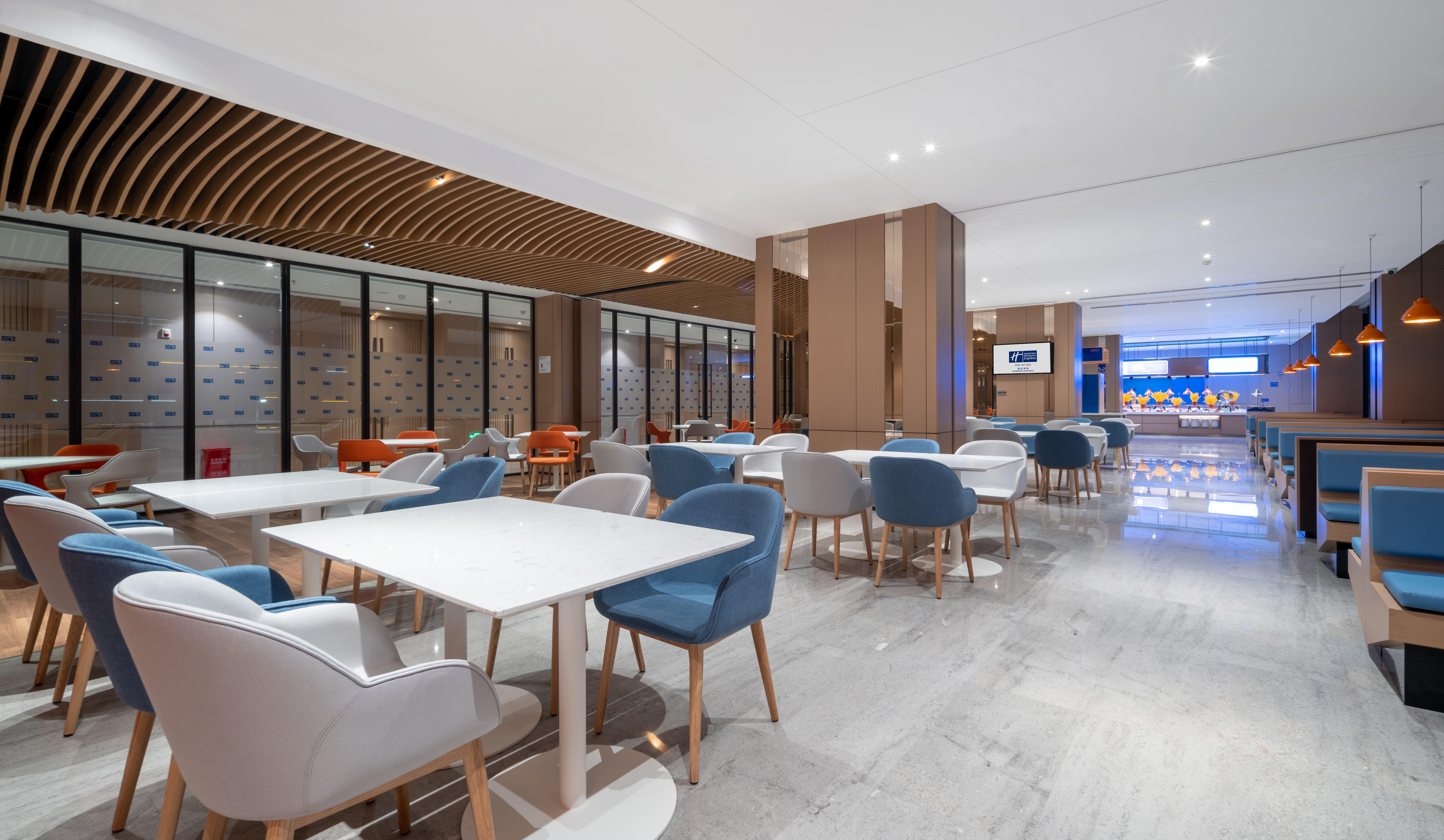 Holiday Inn Express Shenzhen Longhua By Ihg Exterior foto